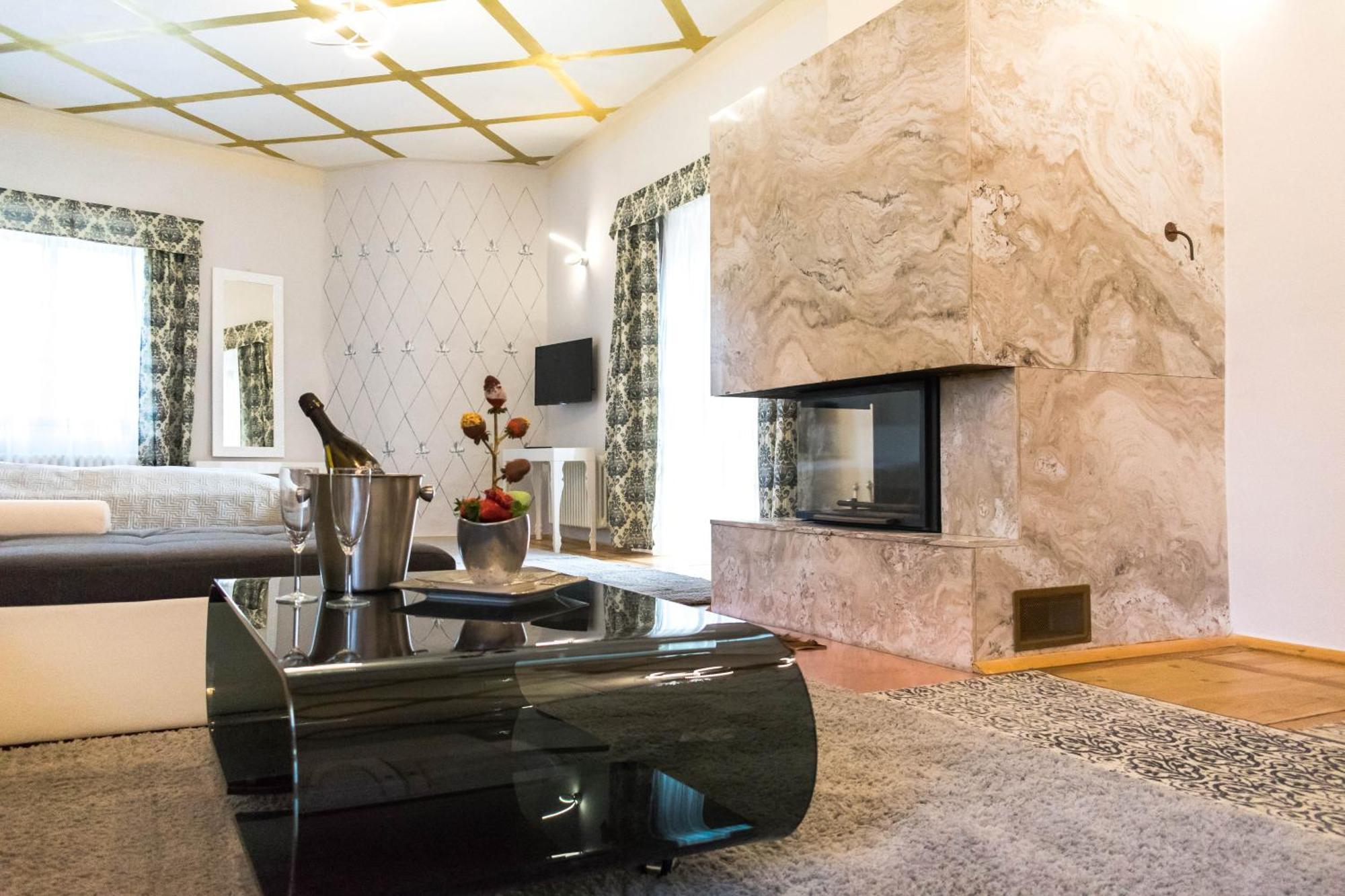 Chateau Grandcastle Liptovsky Hradok Luaran gambar